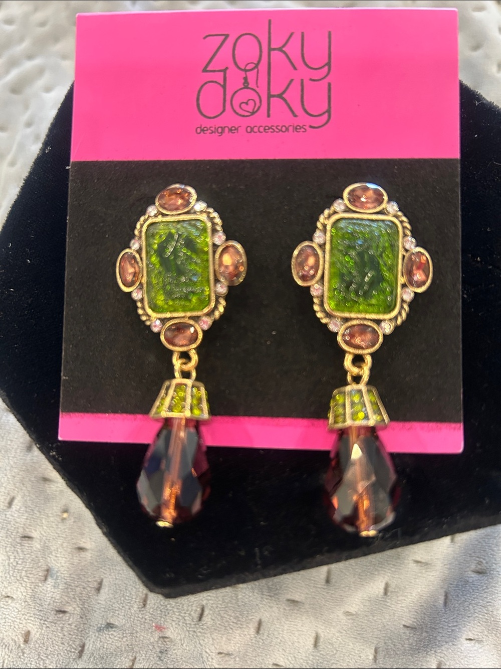 Emerald Green Vintage Glass with Amethyst Crystal Accents Drop Earrings-NWT